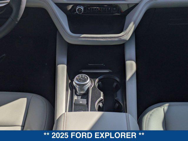new 2025 Ford Explorer car, priced at $44,220