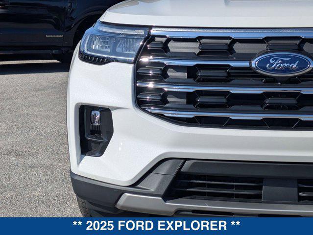 new 2025 Ford Explorer car, priced at $44,220