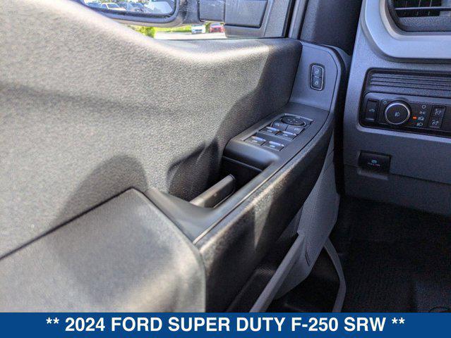 new 2024 Ford F-250 car, priced at $51,955