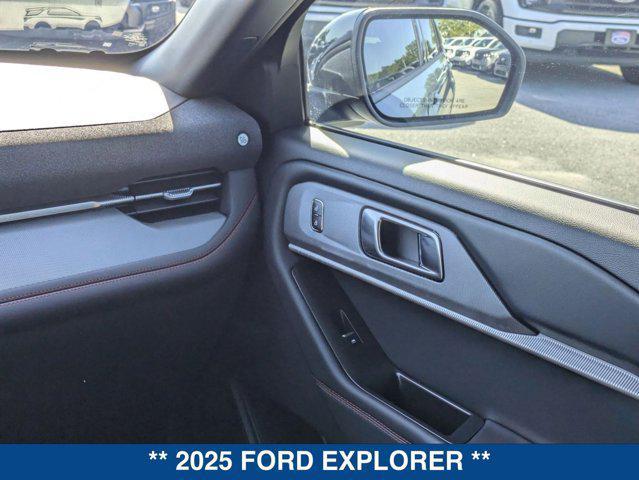 new 2025 Ford Explorer car, priced at $49,049