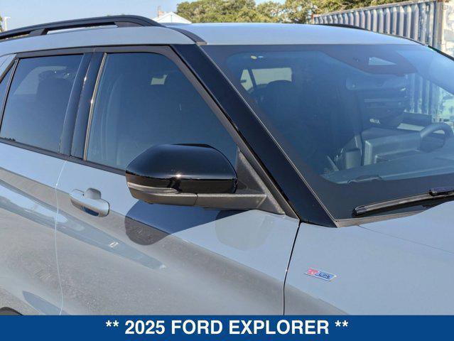 new 2025 Ford Explorer car, priced at $49,049