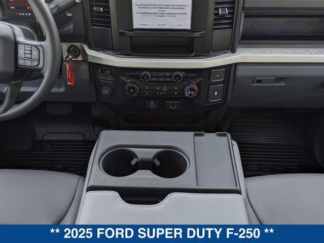 new 2025 Ford F-250 car, priced at $48,428