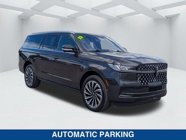 used 2025 Lincoln Navigator car, priced at $115,500