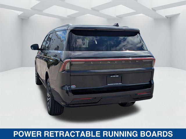 used 2025 Lincoln Navigator car, priced at $115,500