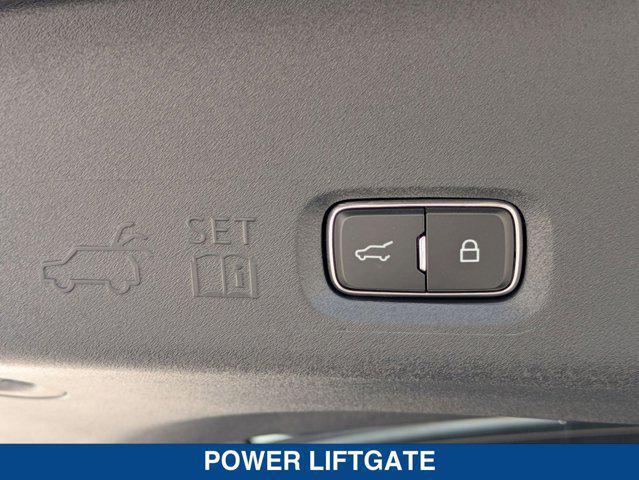 used 2025 Lincoln Navigator car, priced at $115,500