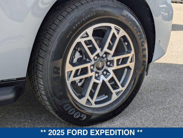 new 2025 Ford Expedition car, priced at $67,965