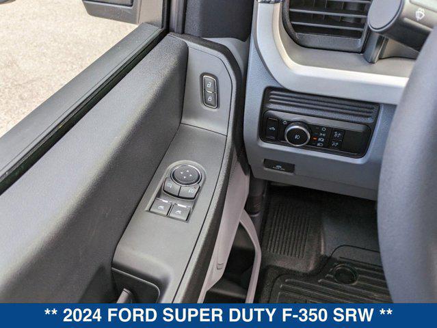 new 2024 Ford F-350 car, priced at $45,995