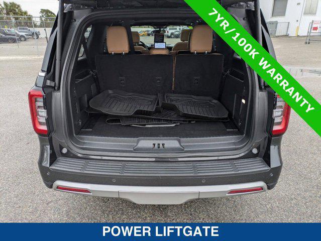 used 2023 Ford Expedition car, priced at $58,500