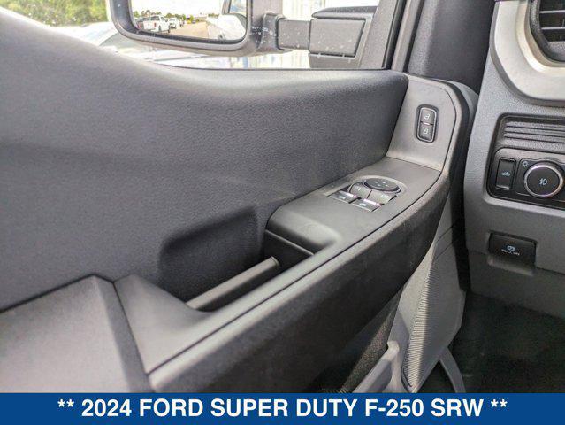 new 2024 Ford F-250 car, priced at $48,810