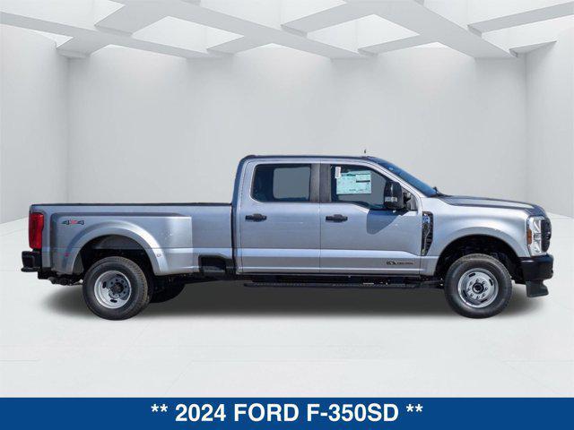 new 2024 Ford F-350 car, priced at $66,735