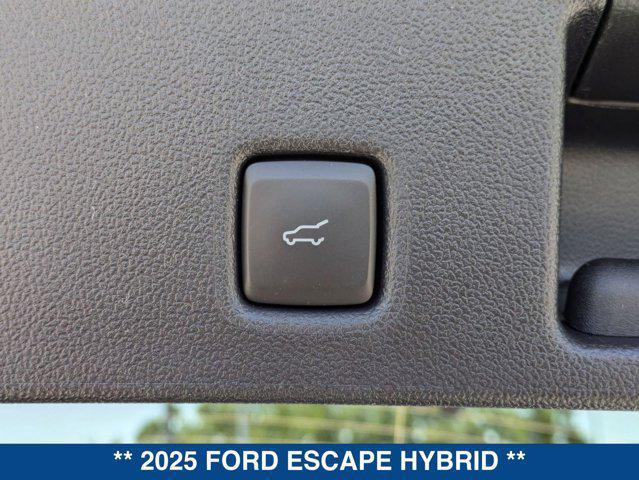 new 2025 Ford Escape car, priced at $199,375