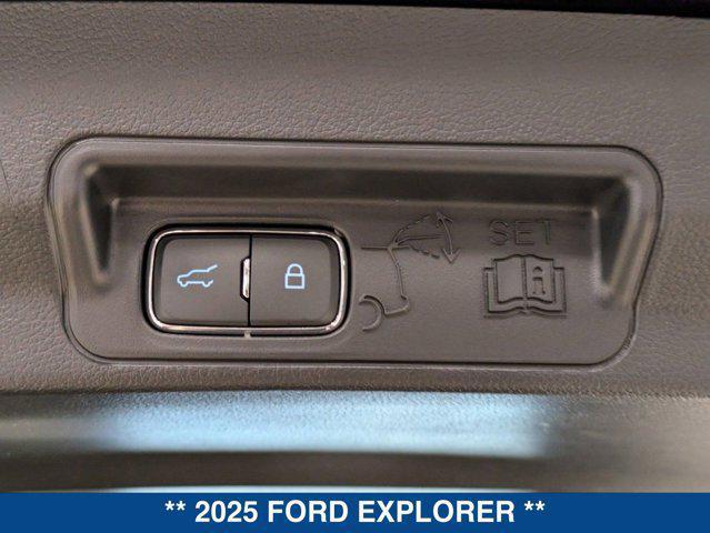 new 2025 Ford Explorer car, priced at $59,295