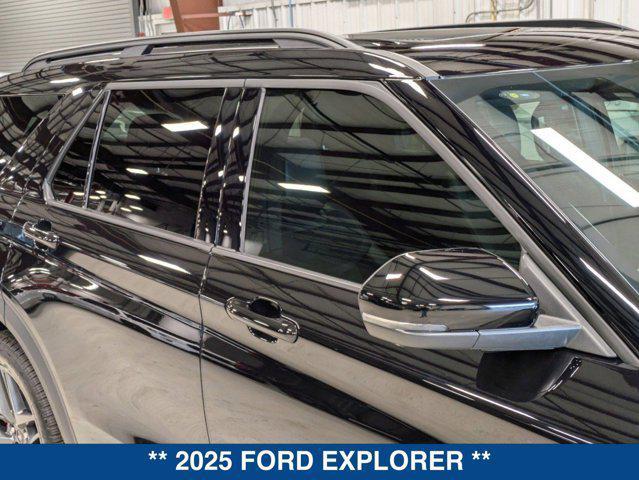 new 2025 Ford Explorer car, priced at $59,295