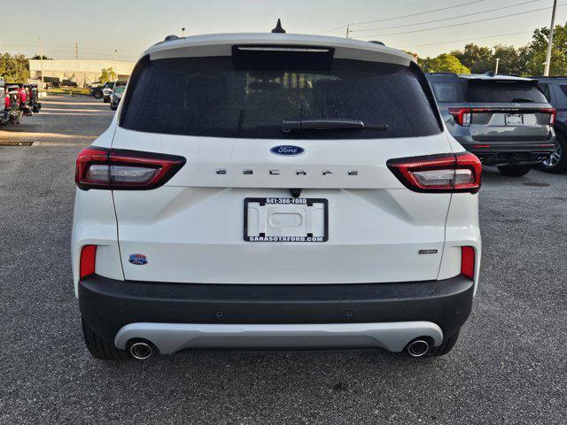 new 2026 Ford Escape PHEV car, priced at $35,550