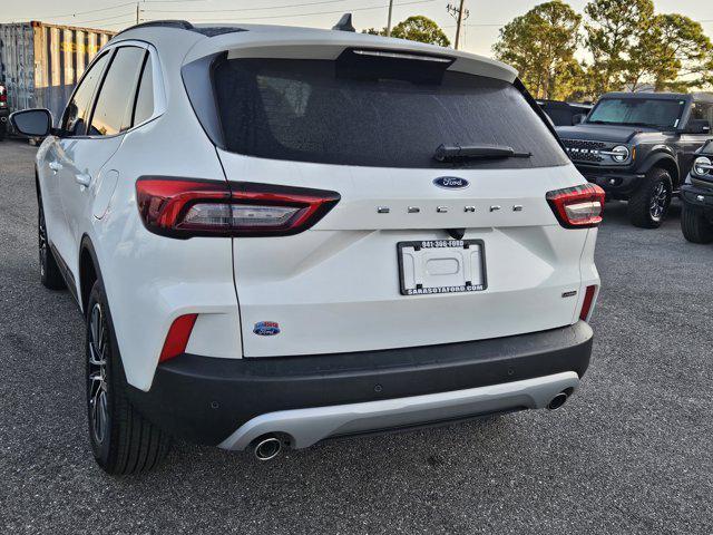 new 2026 Ford Escape PHEV car, priced at $35,550