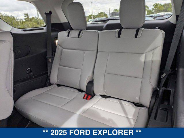 new 2025 Ford Explorer car, priced at $44,305