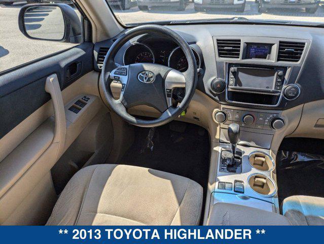 used 2013 Toyota Highlander car, priced at $11,497