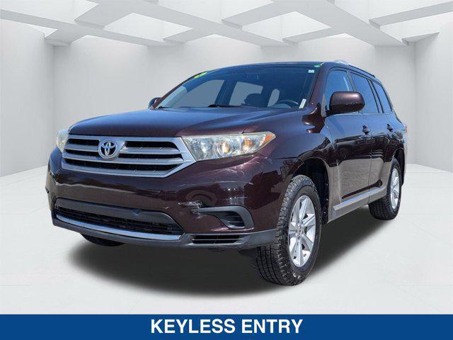 used 2013 Toyota Highlander car, priced at $11,497