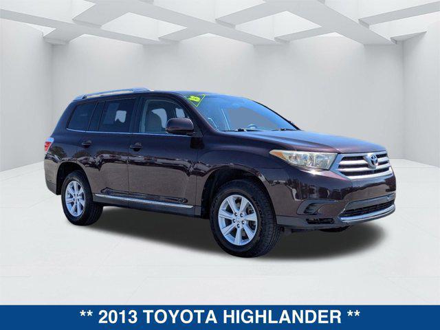 used 2013 Toyota Highlander car, priced at $11,497