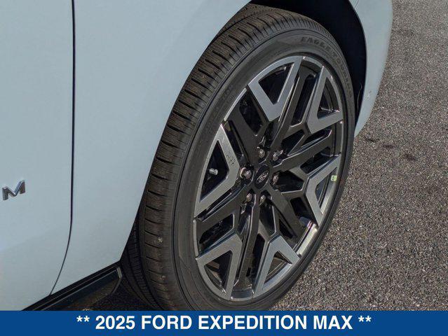 new 2025 Ford Expedition Max car, priced at $95,605