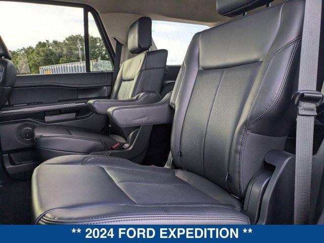 new 2024 Ford Expedition car, priced at $59,120