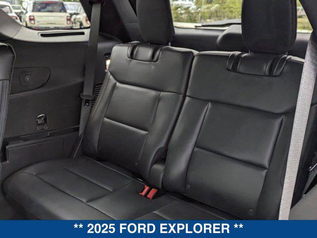 new 2025 Ford Explorer car, priced at $45,261