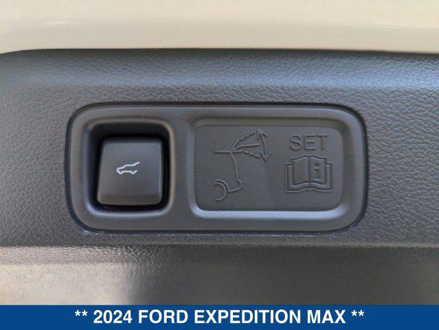 new 2024 Ford Expedition car, priced at $60,620