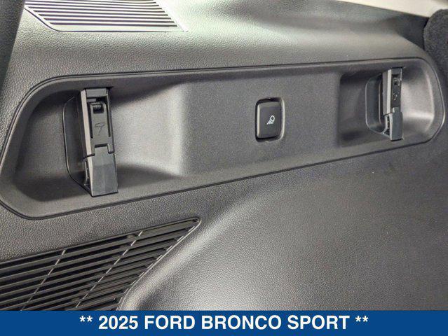 new 2025 Ford Bronco Sport car, priced at $36,182