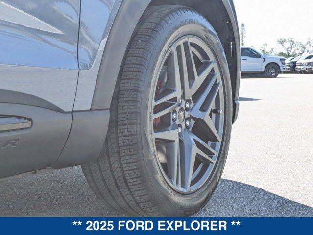 new 2025 Ford Explorer car, priced at $59,845