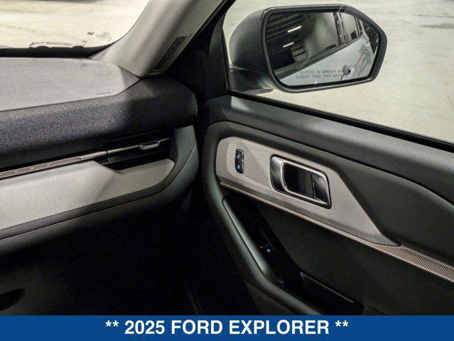 new 2025 Ford Explorer car, priced at $38,745