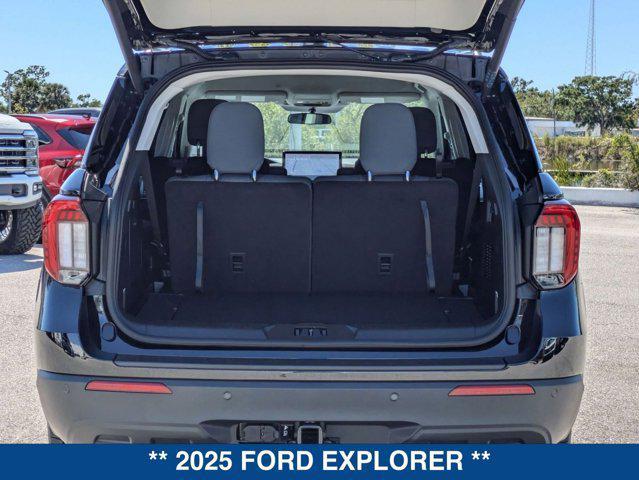 new 2025 Ford Explorer car, priced at $38,745