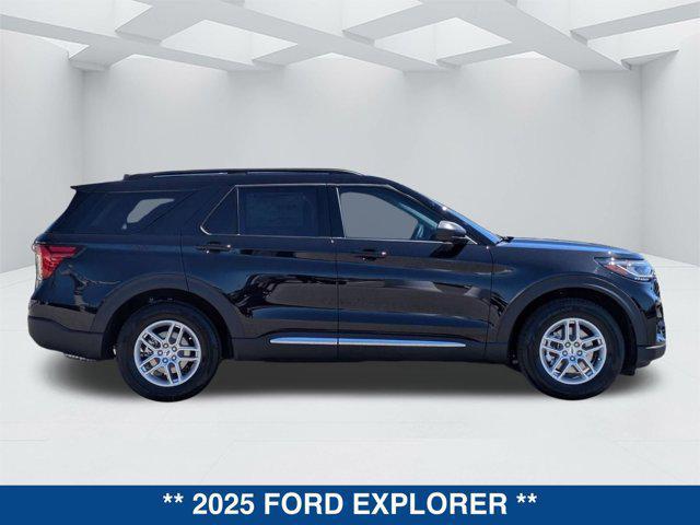 new 2025 Ford Explorer car, priced at $38,745