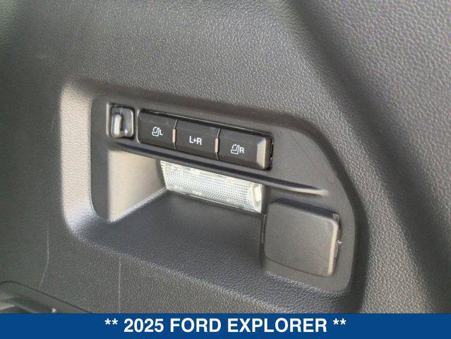 new 2025 Ford Explorer car, priced at $59,790