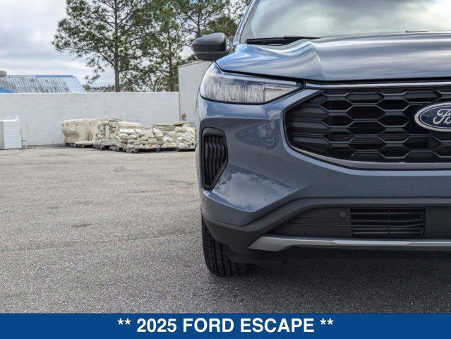 new 2025 Ford Escape car, priced at $30,184