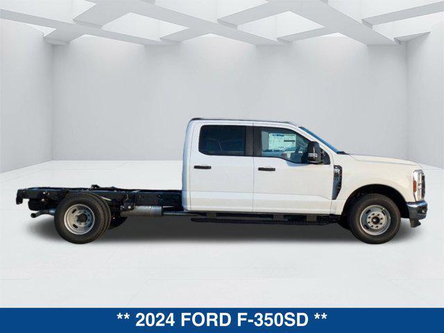 new 2024 Ford F-350 car, priced at $55,975