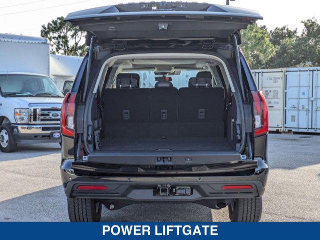 new 2025 Ford Expedition Max car, priced at $70,370