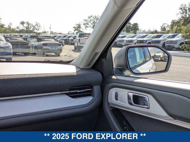 new 2025 Ford Explorer car, priced at $39,950