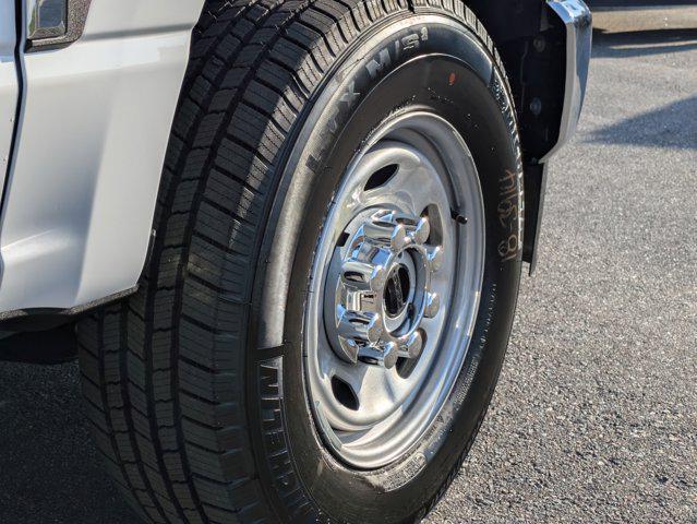 new 2025 Ford F-250 car, priced at $51,074