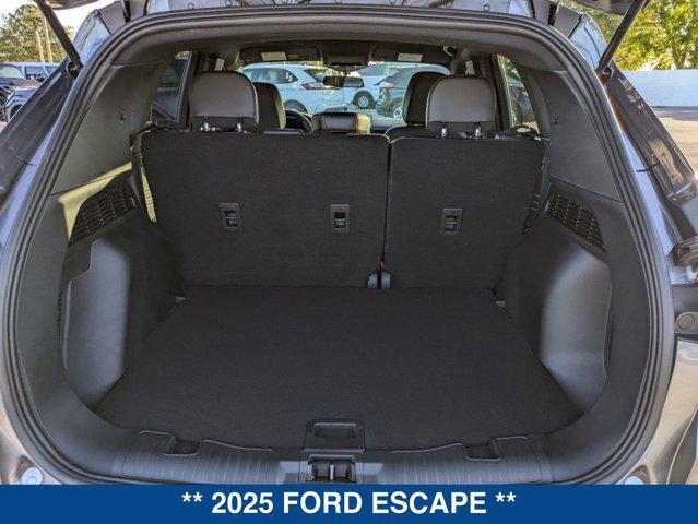 new 2025 Ford Escape car, priced at $30,635