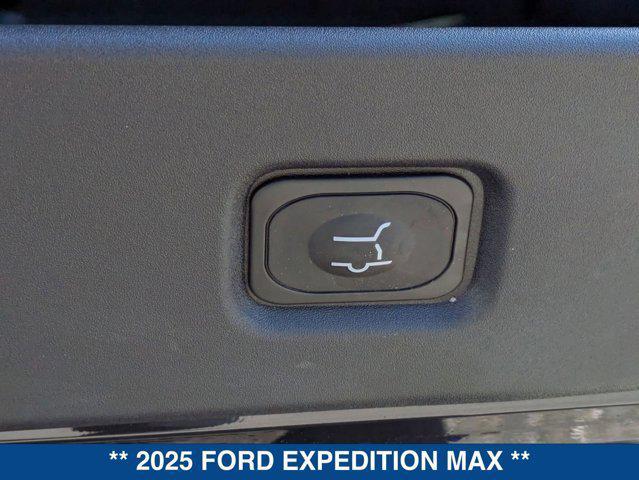 new 2025 Ford Expedition Max car, priced at $72,460