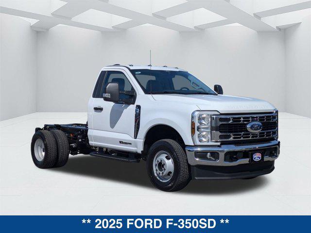 new 2025 Ford F-350 car, priced at $68,155