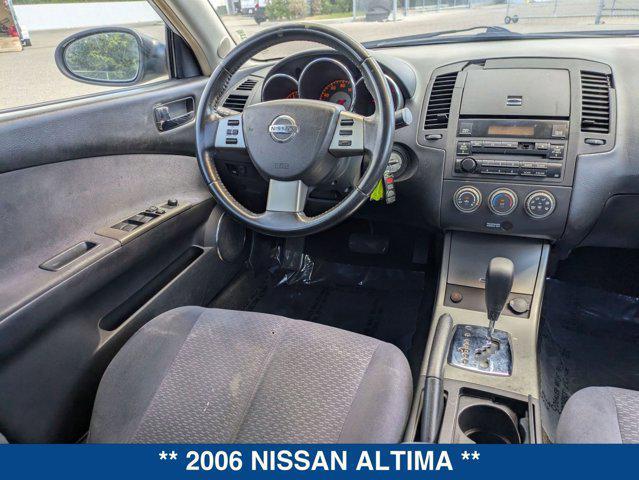 used 2006 Nissan Altima car, priced at $3,000