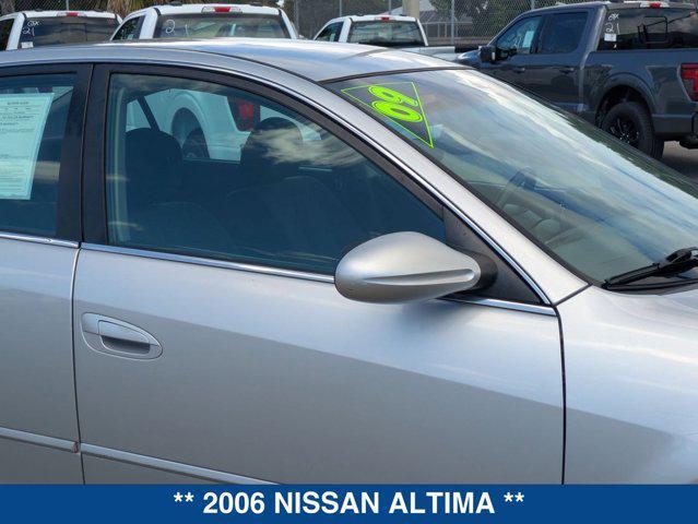 used 2006 Nissan Altima car, priced at $3,000