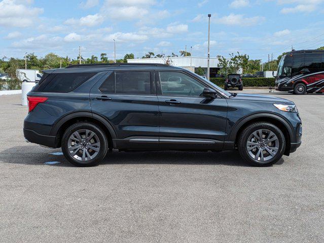 new 2024 Ford Explorer car, priced at $45,379