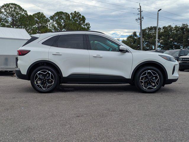 new 2026 Ford Escape car, priced at $39,275