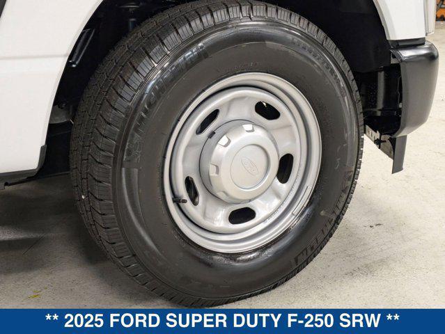 new 2025 Ford F-250 car, priced at $46,727
