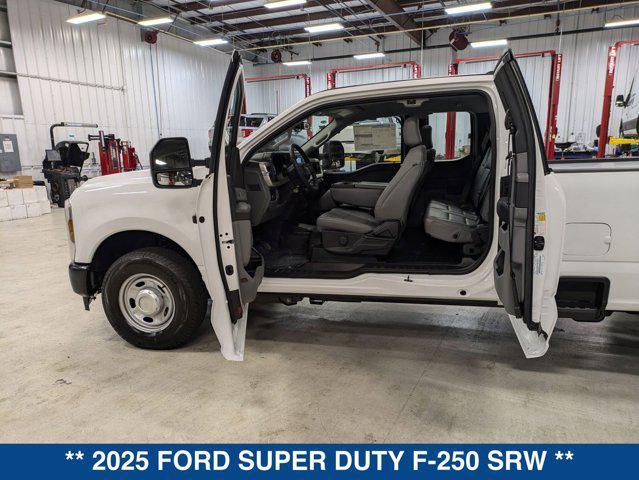 new 2025 Ford F-250 car, priced at $46,727