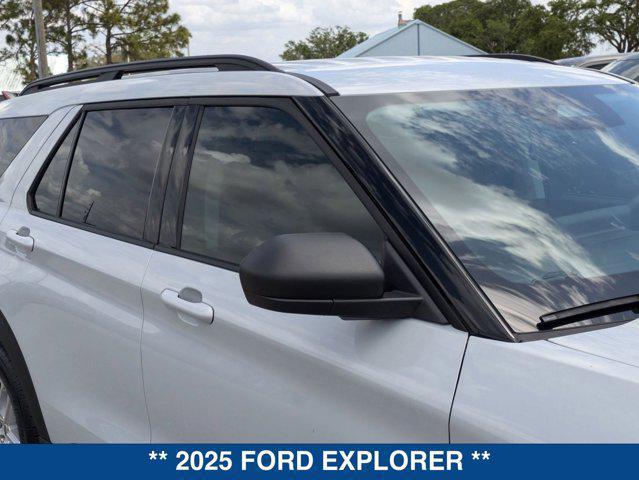 new 2025 Ford Explorer car, priced at $41,760