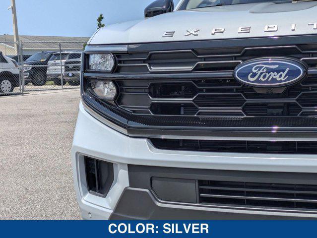 new 2025 Ford Expedition car, priced at $67,370