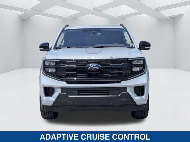 new 2025 Ford Expedition car, priced at $67,370